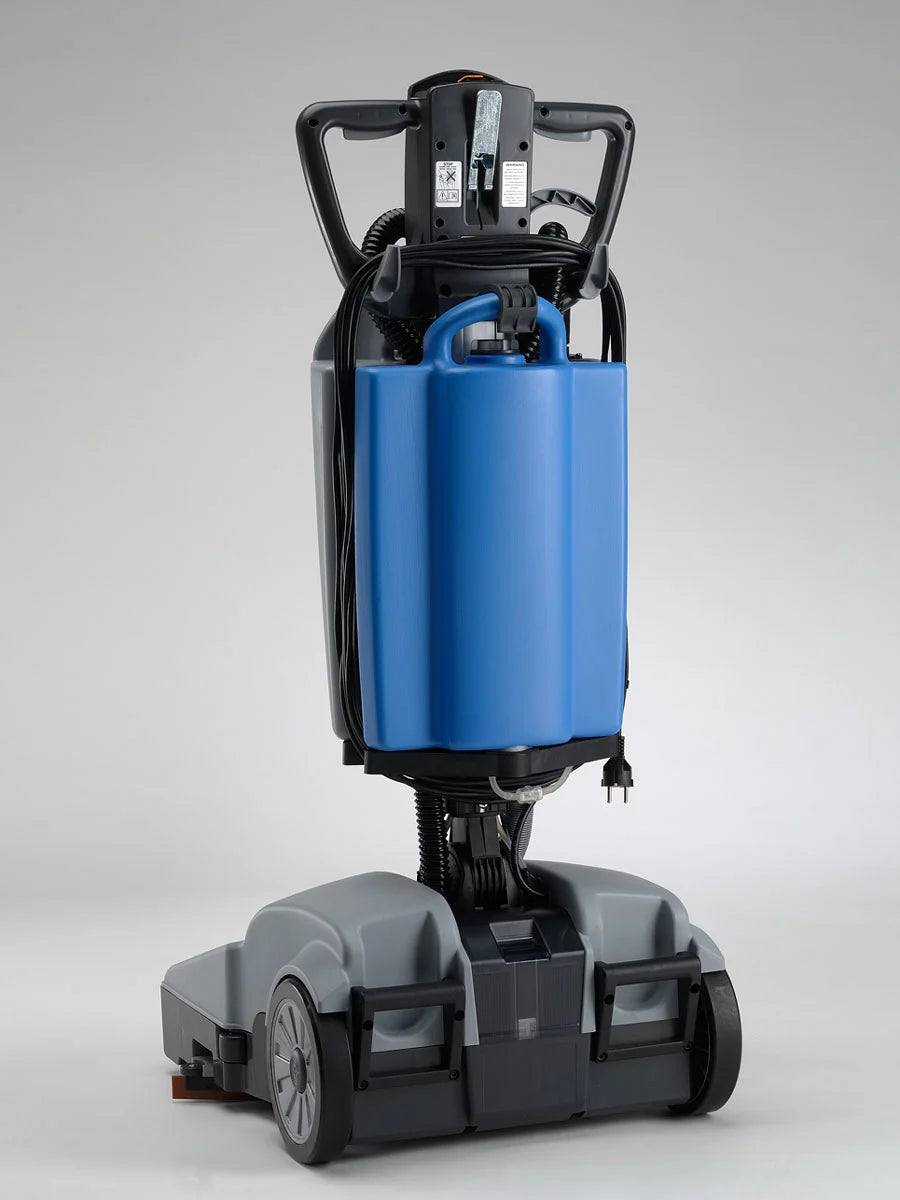 Lindhaus LW46 Hybrid rear view showing solution tank